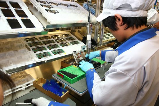 諾基亞N8智能手機(jī)工廠出貨圖曝光 經(jīng)典謝幕前的最后真容